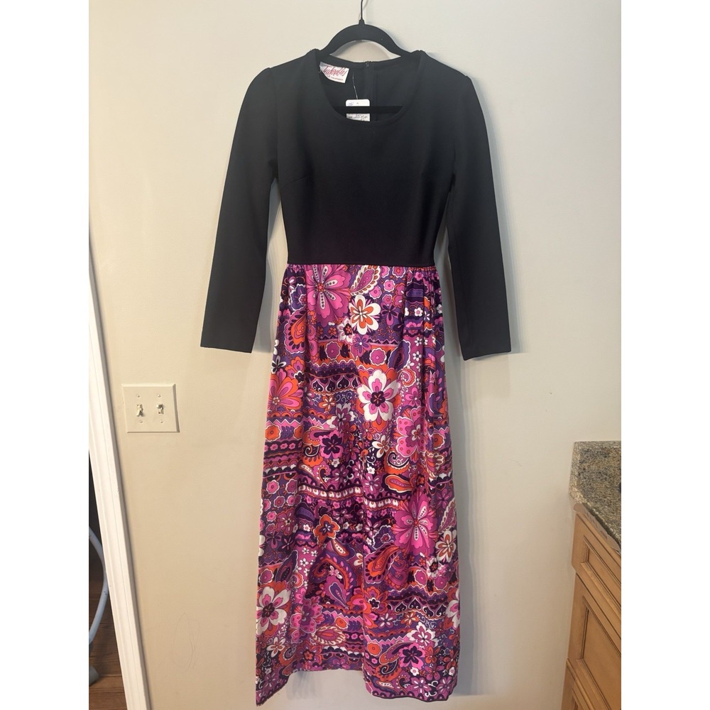 Vtg Indorables of California‎ Maxi Dress Sz XS Black Top Bright Floral Skirt 70s